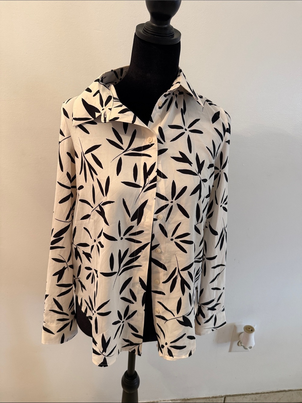 Mango Black & White Leaf-Print Button-Down Shirt